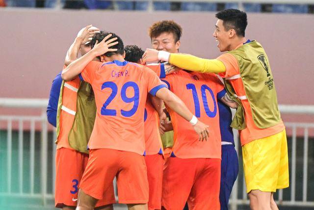 马卡报：皇马续约卡瓦哈尔 合同延续到2026年夏天